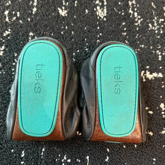 Tieks Leather Foldable Ballet Flats - Matte Black - Picture 2 of 6